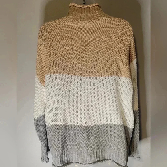 NWOT Mock Neck Sweater, womens size Large, beige, off white & gray, textured - Picture 6 of 7